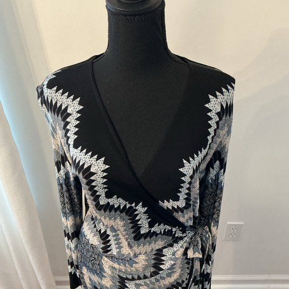 Cache Black and Cream Zigzag Long Sleeve Dress - Picture 2 of 11